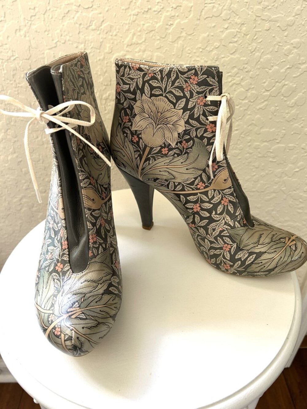 NWOT Dogo Vegan Leather Green Floral Booties